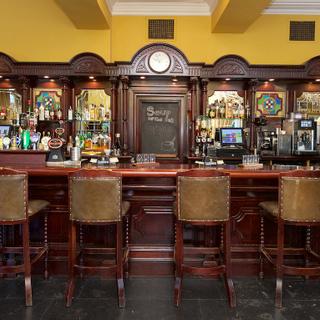 Blarney Woollen Mills | Blarney | Christy’s Bar